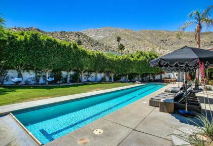 Holiday homes in Palm Springs California