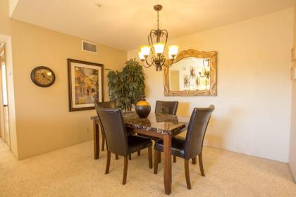 Palm Springs Villa - image 11