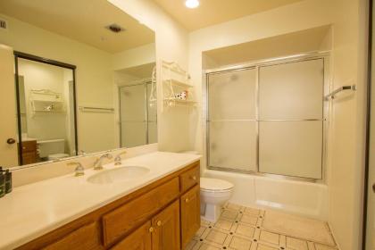 Palm Springs Villa - image 15