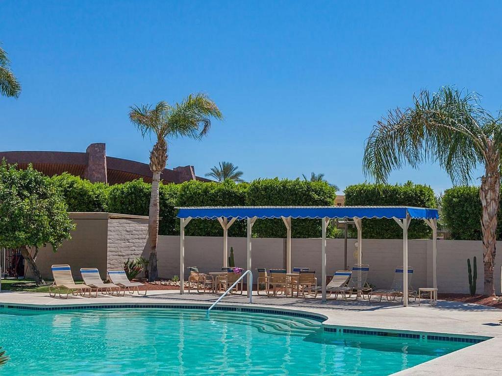 Palm Springs Villa - image 4
