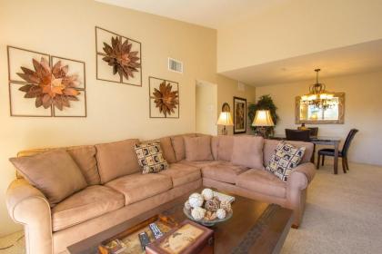 Palm Springs Villa - image 8