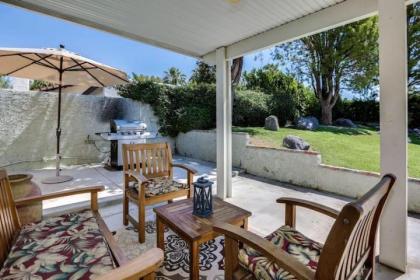 Villa Tanisha - Luxury with pool - image 4