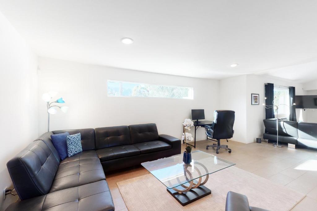 Casa De Orchid - image 2