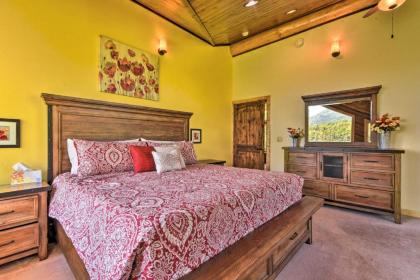 Legacy Mountain Lodge 40-Acre Ranch with Views! - image 13