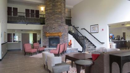 Best Western Palmyra Inn & Suites - image 4