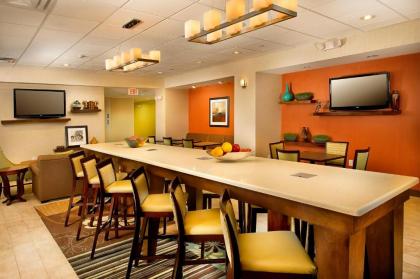 Hampton Inn Pampa - image 12