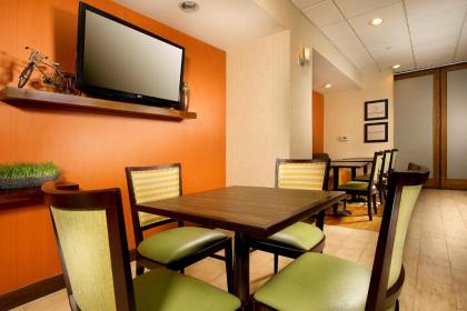 Hampton Inn Pampa - image 6