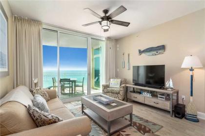 Aqua 607 2 Bedrooms Wi-Fi Beachfront Beach Chairs Sleeps 7