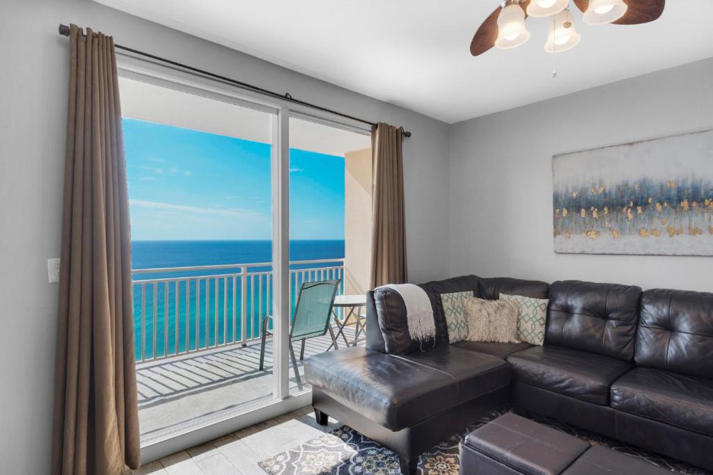 Splash 1505E by RealJoy Vacations - main image
