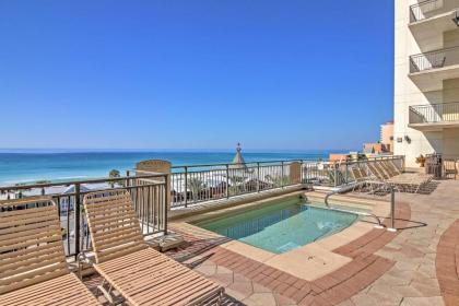 Stunning Panama City Beach Getaway with Gulf Views - image 3