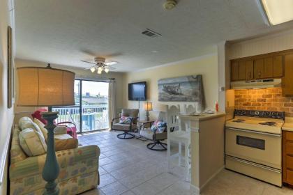 Seaside Condo in Panama City Beach - Mins to Ocean - image 5