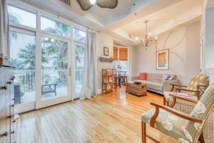Downtown Carillon 4-302