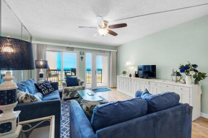 Pinnacle Port B2 208 by RealJoy Vacations Florida