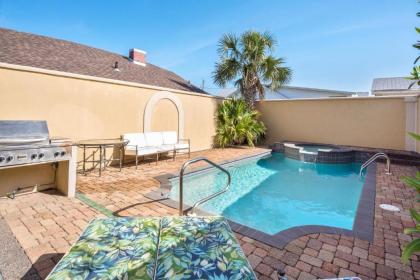 Sea's The Day - 5 Bedroom Home - Private Pool & Hot Tub! West End - Elevator!!! - image 7