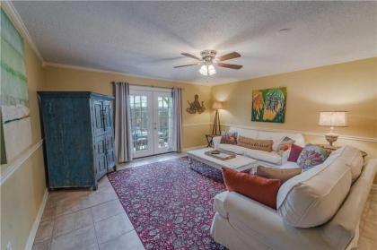 Tarpon 6 3 Bedrooms Ocean View WiFi Sleeps 8 - image 4