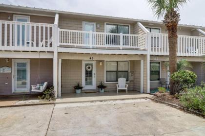 45 Chateau Road by BlueSwell Florida