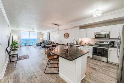 Tidewater 1802-Spectacular 3BD Beach Condo Pools ArcadeHotTubs - image 1