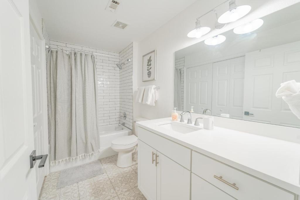 Tidewater 1802-Spectacular 3BD Beach Condo Pools ArcadeHotTubs - image 5