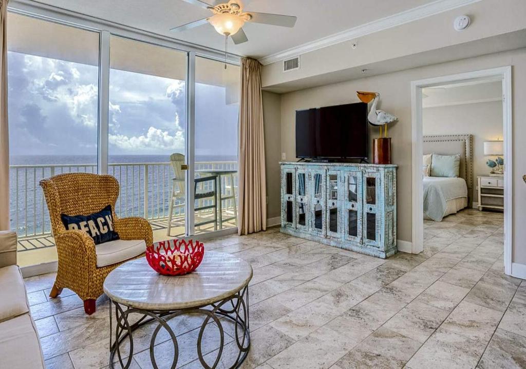 Tidewater Beach Resort By MC Luxury Rentals - image 6