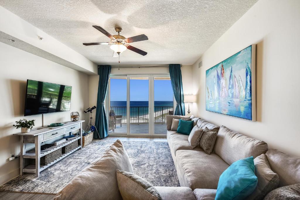 Calypso Resort and Towers #1806-3 by Book That Condo - main image