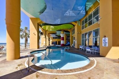 Splash Beach Resort #1601-W by Book That Condo - image 15