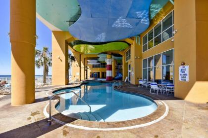 Splash Beach Resort #1601-W by Book That Condo - image 3