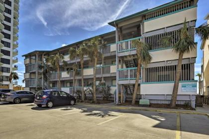 Oceanfront Panama City Beach Condo with Pool