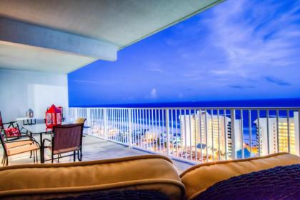 Ocean View 3 BD Laketown Wharf 1620 By ZIA- Best Amenities - image 1