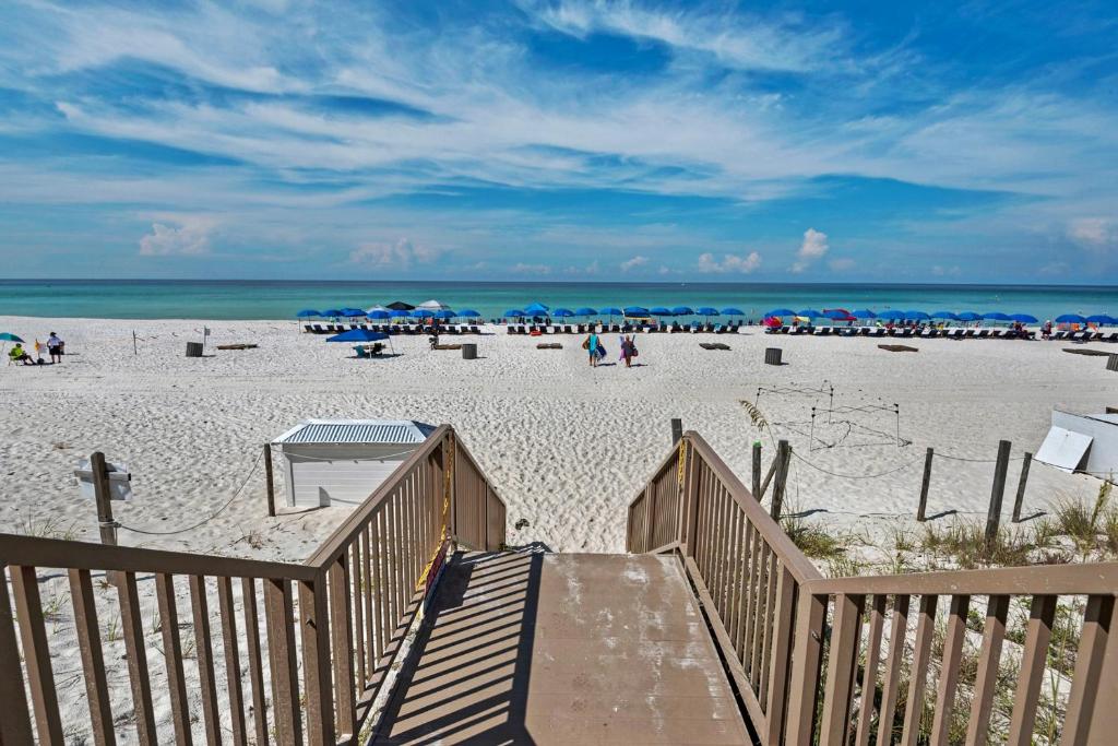Boardwalk 1405 by RealJoy Vacations - image 4