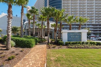Myka Bay Laketown Wharf - image 15