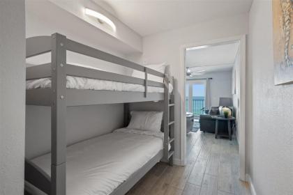 The Summit 615 - image 12