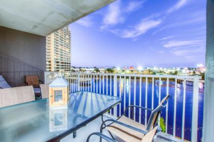 Laketown Wharf 219 New unit 1 BD 2 bath And Amazing Amenities Florida