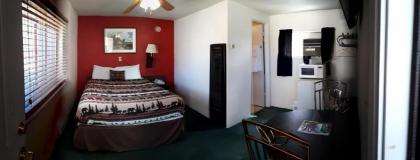Bryce Canyon Motel - image 6