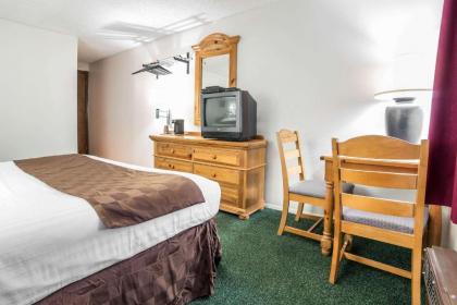 Rodeway Inn Bryce Canyon - image 14