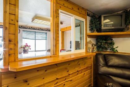 Rodeway Inn Bryce Canyon - image 2
