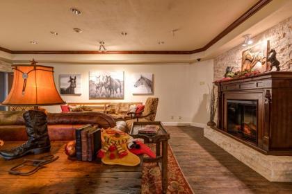 Grand River Hotel - image 5