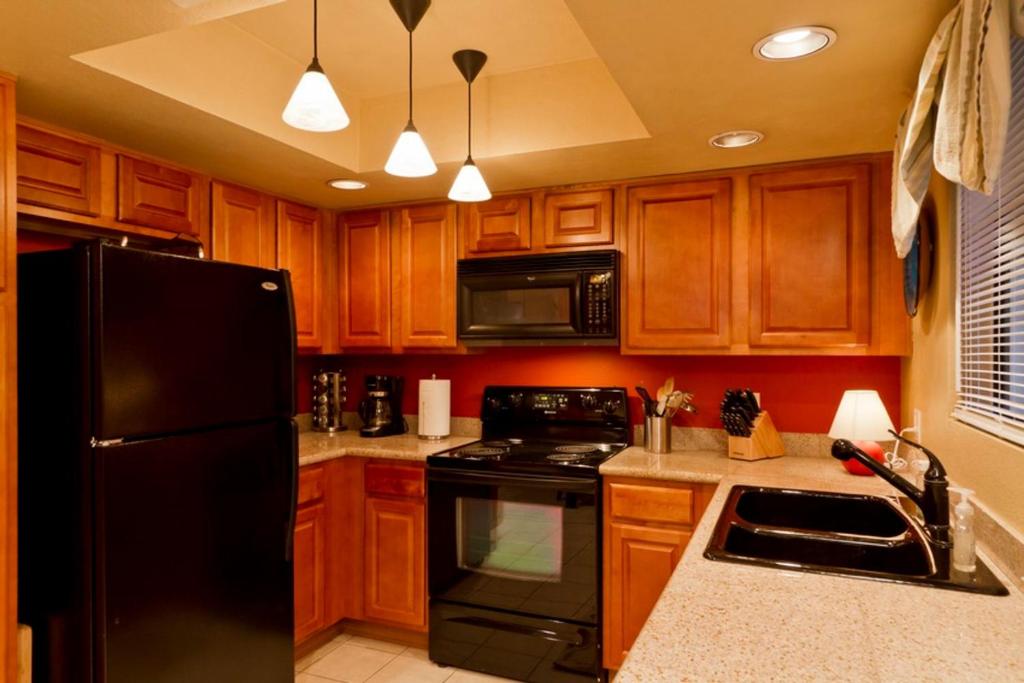 Sun Kissed 1 BR by Casago - image 7