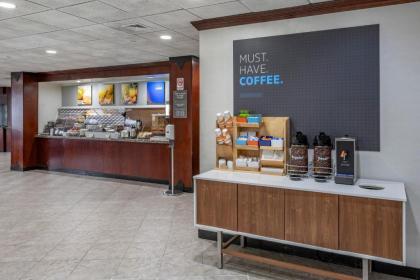 Holiday Inn Express Paramus an IHG Hotel - image 3