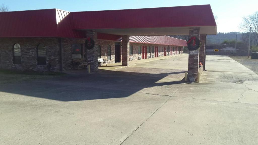 Paris Inn and Suites - image 4