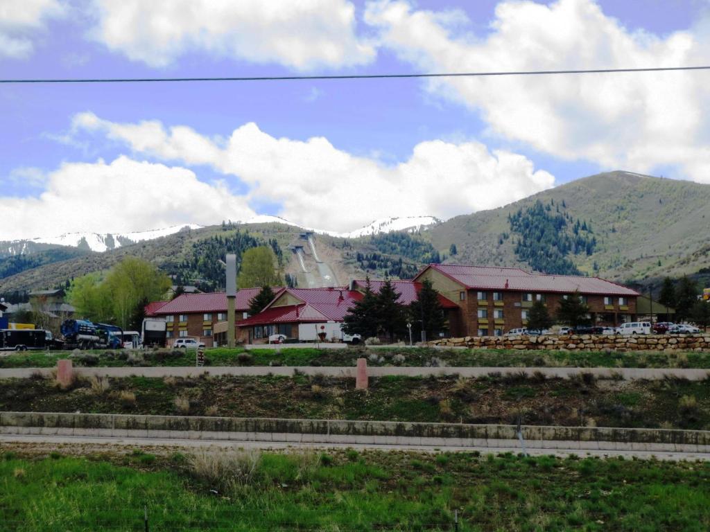 Best Western Landmark Inn - main image