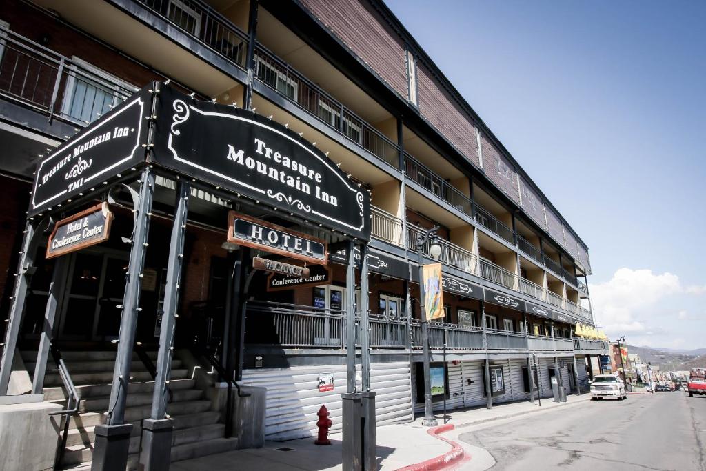 Treasure Mountain Inn - main image