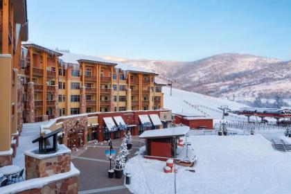 Sundial Lodge by All Seasons Resort Lodging Park City