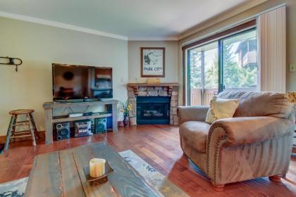 Powderwood Condo - image 1