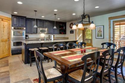 5541 Slalom Way Townhome Townhouse - image 2
