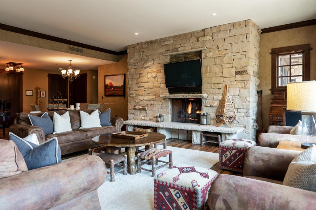 Arrowleaf Lodge - 3 Bed Condo #416 - image 4