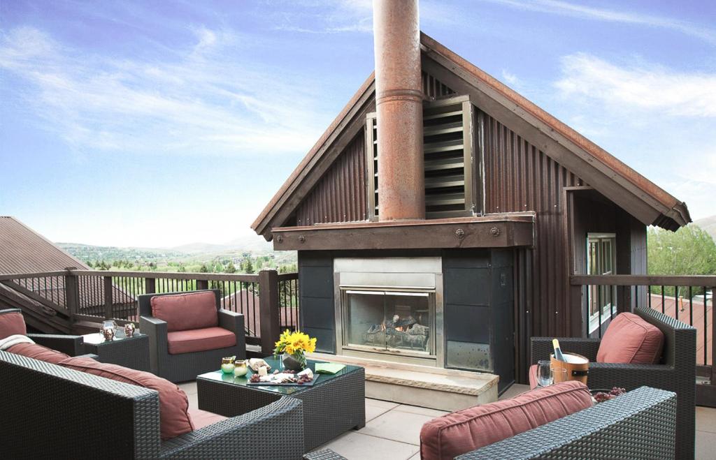 Silver Star #3302 - 4 Bed Penthouse - main image