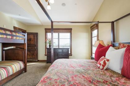 Silver Star #3302 - 4 Bed Penthouse - image 3