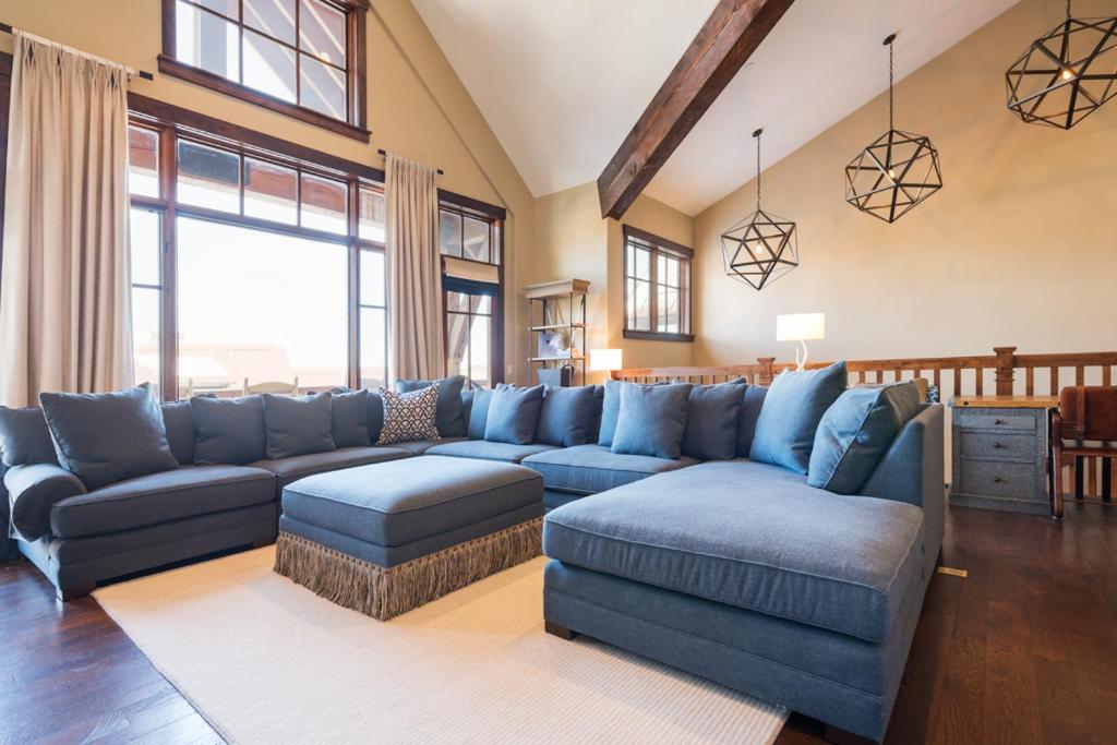Silver Star #20 - 4 Bed Cottage +Spa - main image