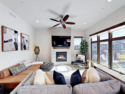 Blackstone Townhouse Unit #2A