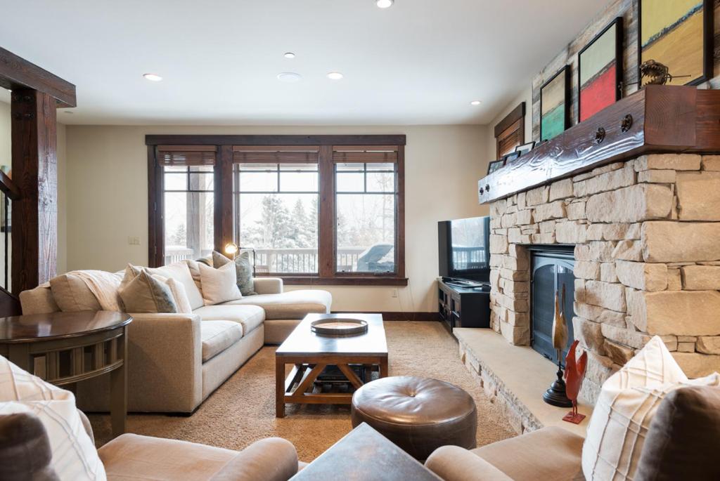 Silver Star #603 - 3 Bed Condo w spa - main image